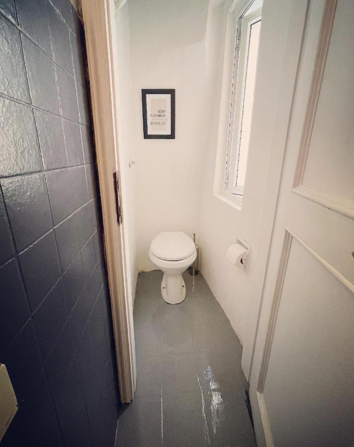 Leonardo Suites Florens Exteriör bild