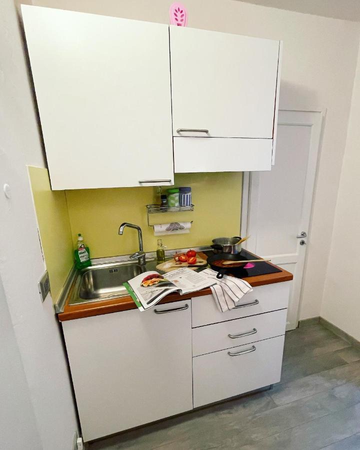 Leonardo Suites Florens Exteriör bild